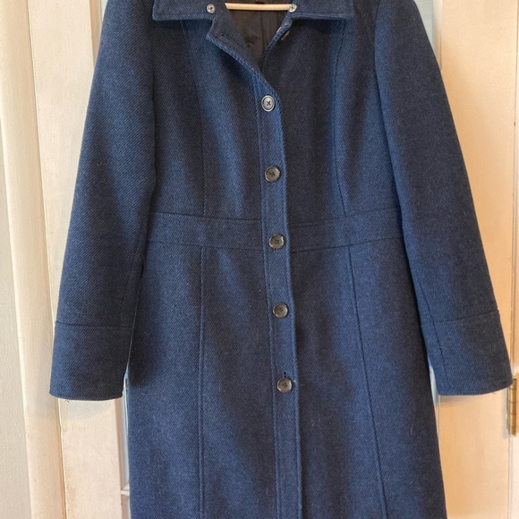 Banana Republic Dress Coat - Picture 2 of 5